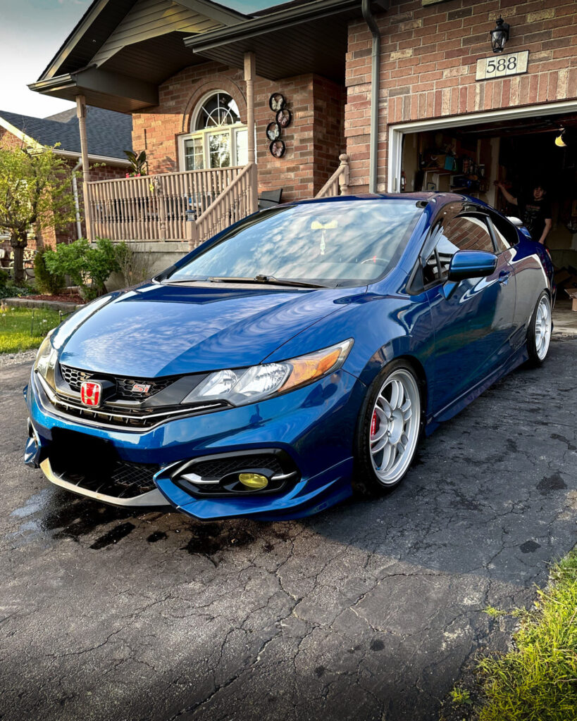 Blue 2012 Honda Civic Si - Front Driver Half after Mobile Detailing