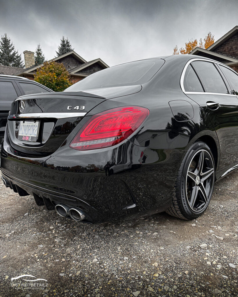 Black-2018-Mercedes-S550-Rear-Passenger-Half.jpg
